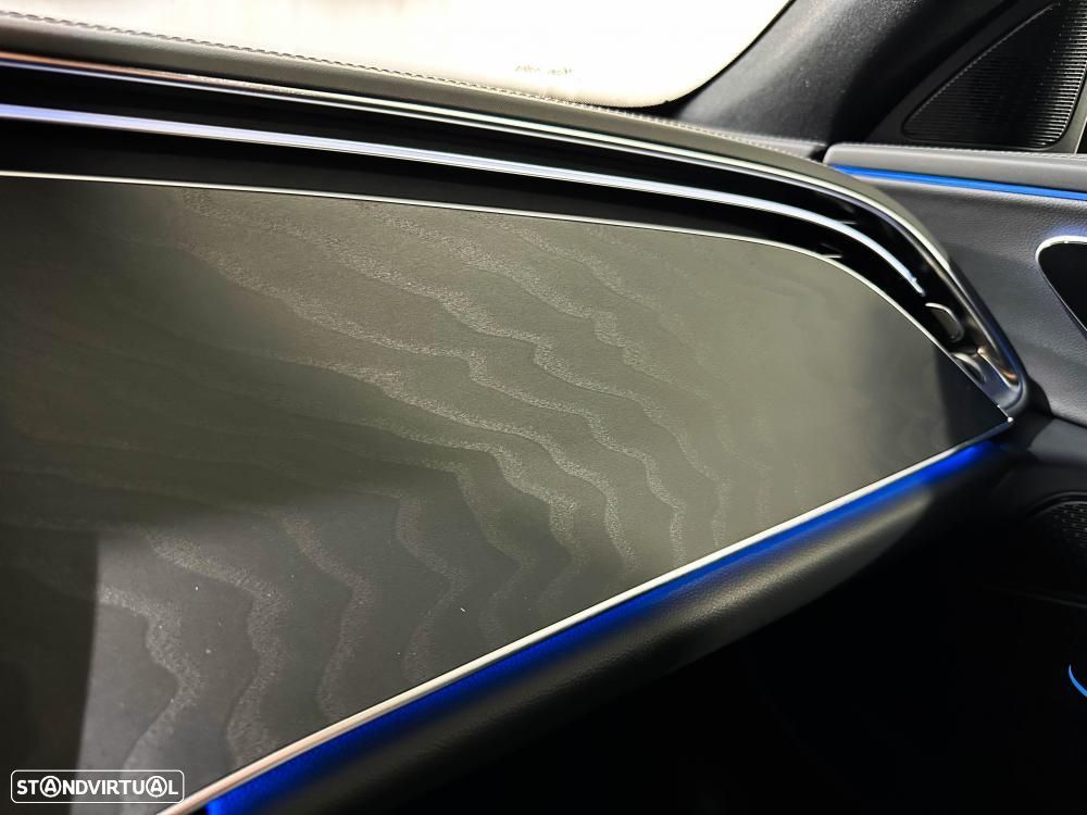 Mercedes-Benz E 300 e Station 9G-TRONIC AMG Line - 35