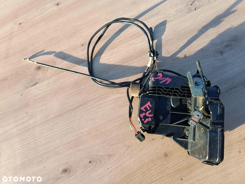 MERCEDES W211 ZAMEK DRZWI LEWY PRZÓD PRZEDNI EU