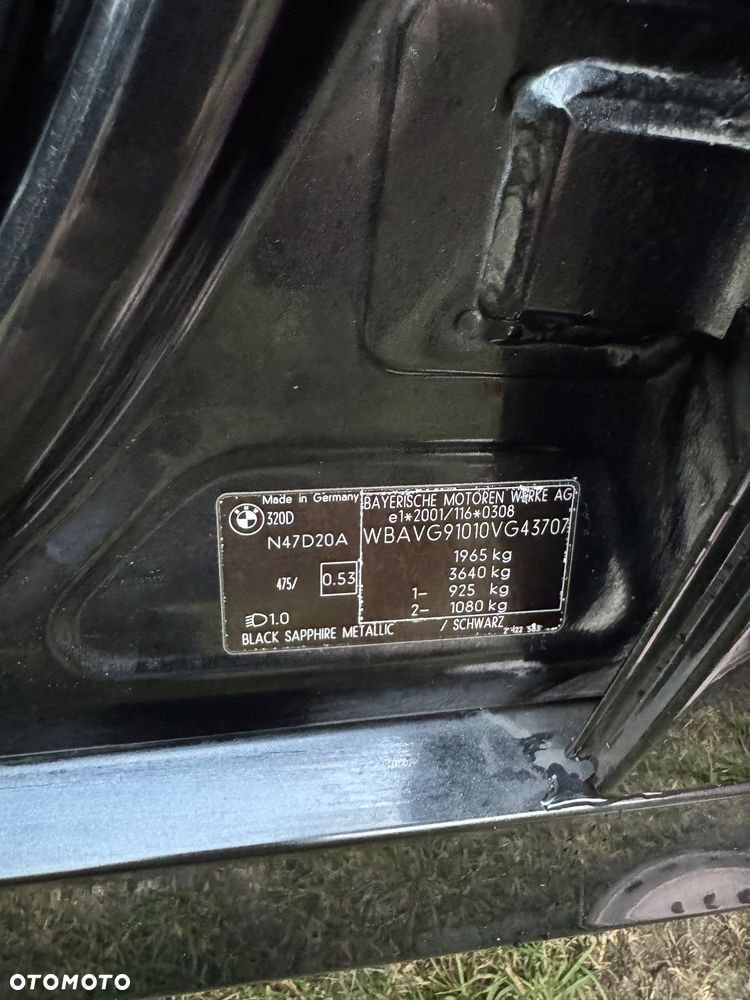 BMW Seria 3 - 37