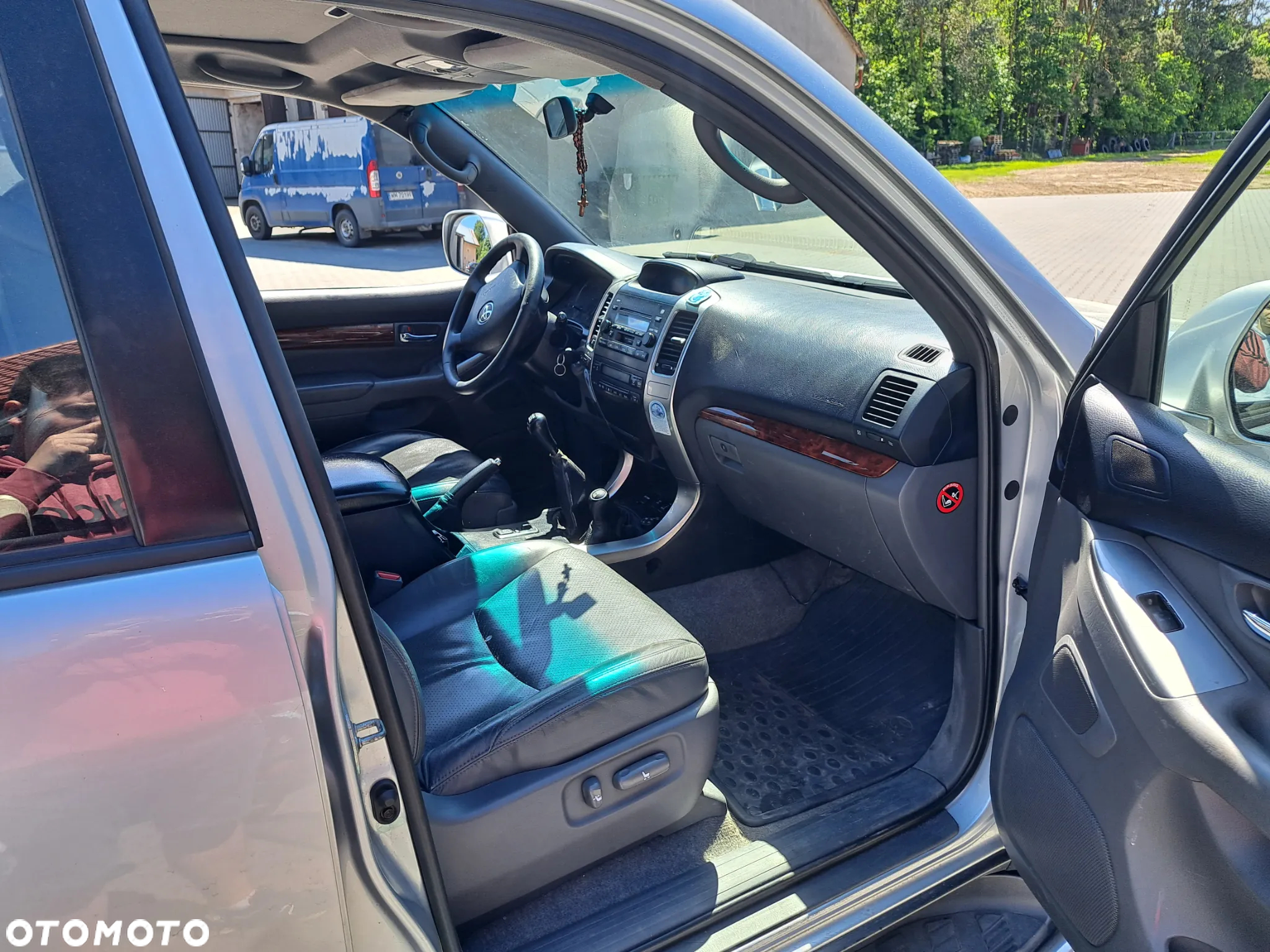 Toyota Land Cruiser - 6