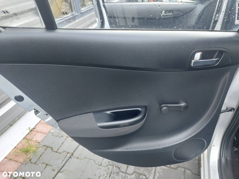 FOTELE KOMPLET LEWY PRAWY KANAPA TYŁ  HYUNDAI I20 I LIFT - 11