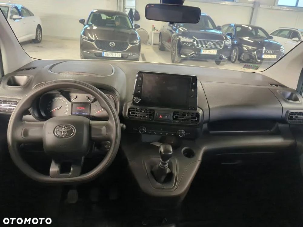 Toyota Proace City - 15