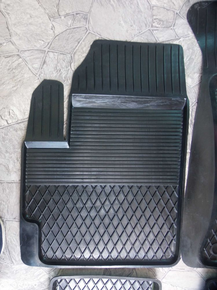 Dywaniki Gumowe SUZUKI Swift Alto Vitara Grand Ignis SX-4 Liana - 2