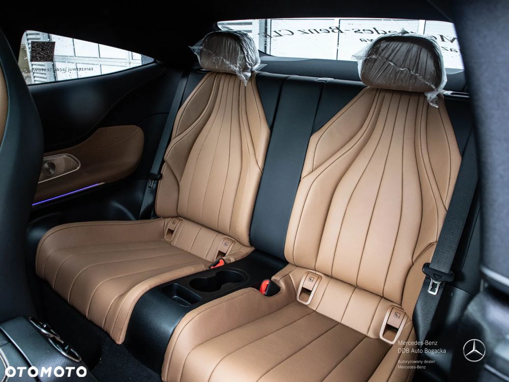 Mercedes-Benz CLE - 12