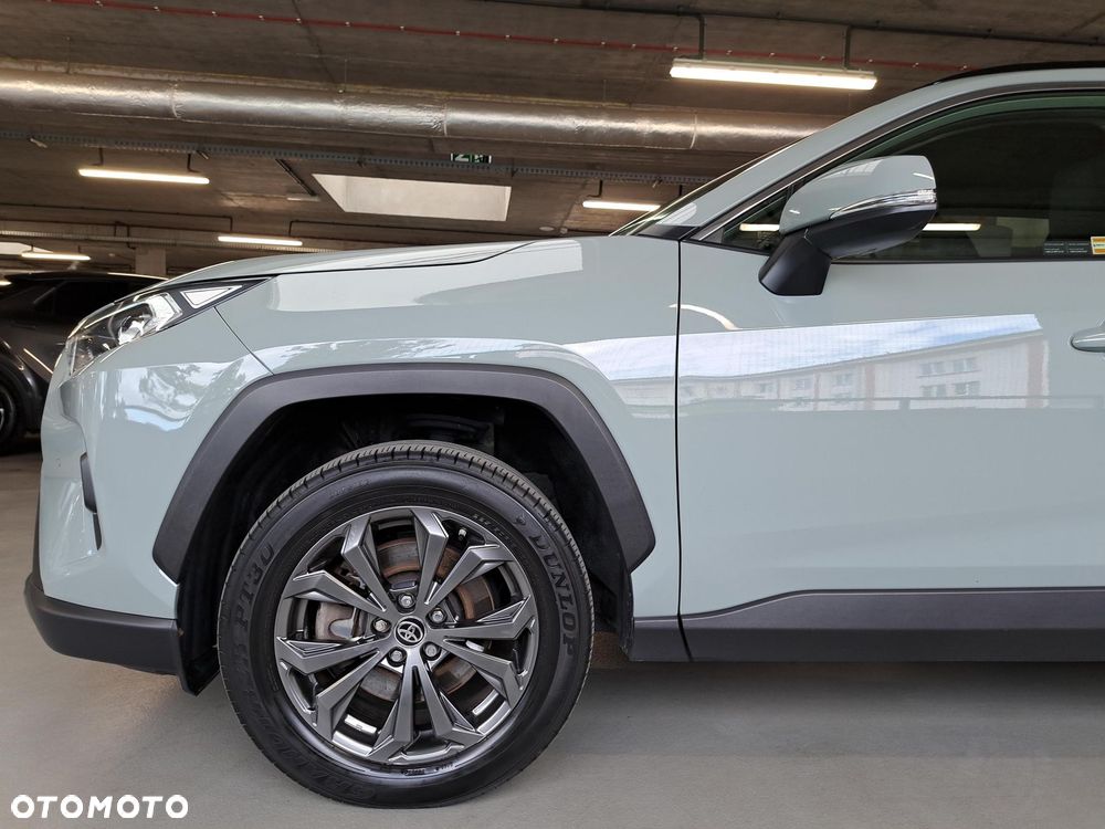 Toyota RAV4 - 30