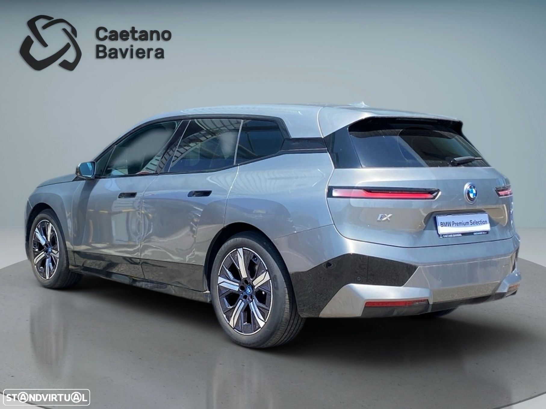BMW iX xDrive 40 Pack Desportivo - 33