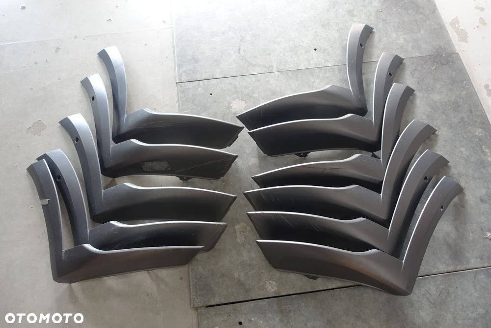 LISTWA ZDERZAKA LEWA PRAWA AUDI A6 C8 ALLROAD pdc - 2