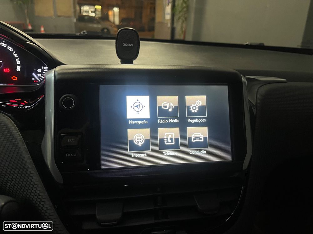 Peugeot 2008 1.2 VTi Allure - 35