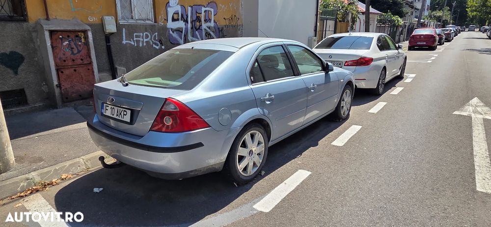 Ford Mondeo 2.5 V6 Ghia X - 3