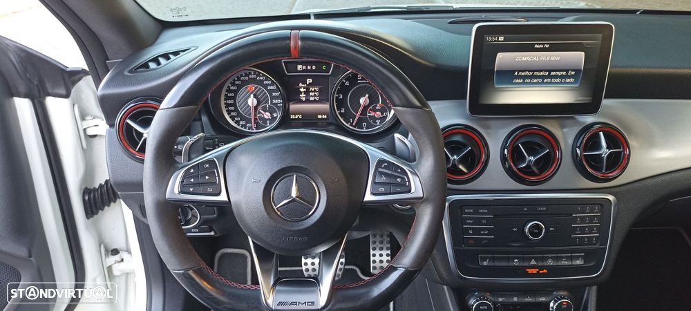 Mercedes-Benz CLA 45 AMG Shooting Brake 4-Matic - 33