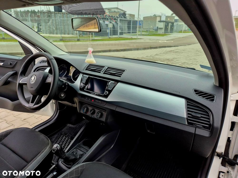 Skoda Fabia 1.0 Ambition - 12
