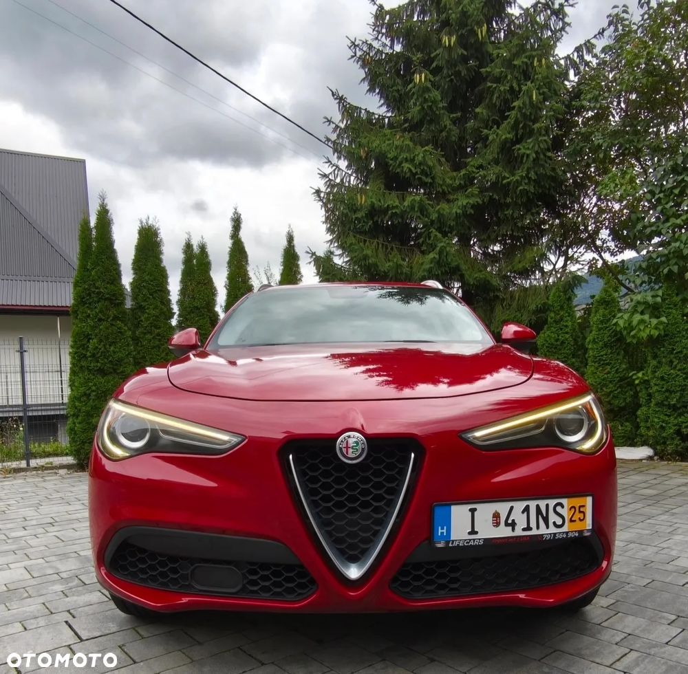 Alfa Romeo Stelvio 2.0 Turbo TI Q4 - 9