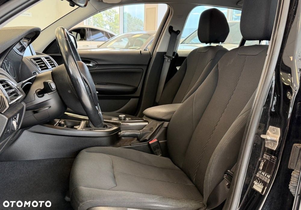 BMW Seria 1 116i - 12