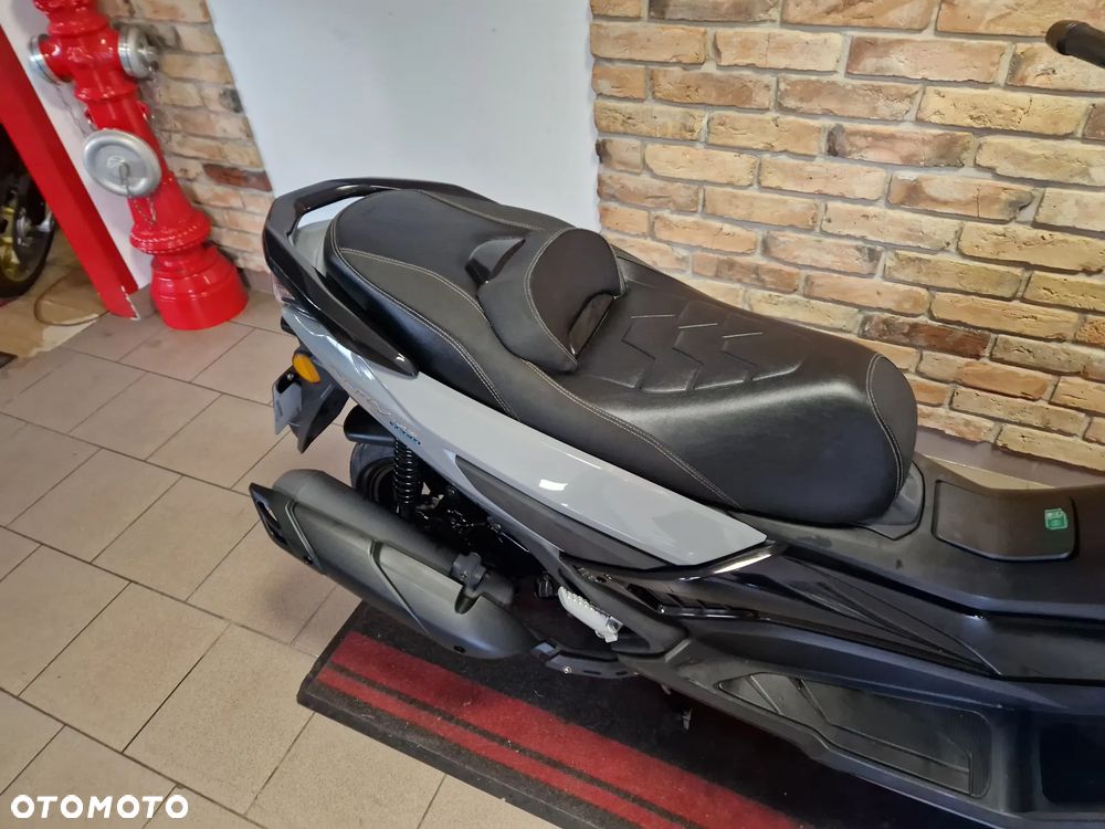 Yamaha NMAX - 29