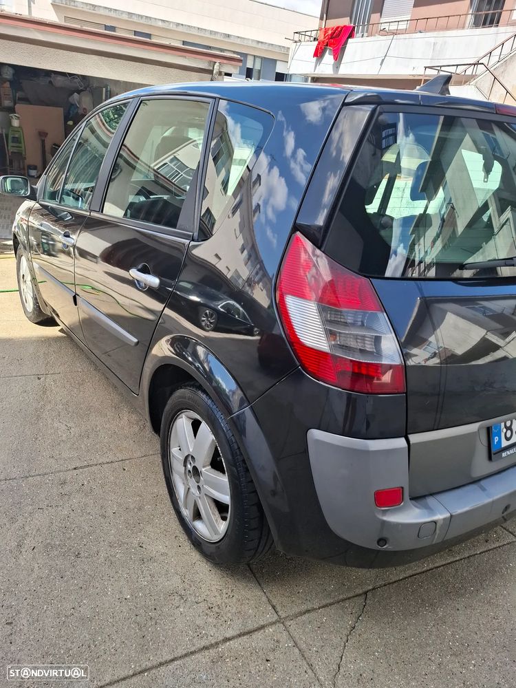 Renault Scénic 1.5 dCi Dynamique S - 3