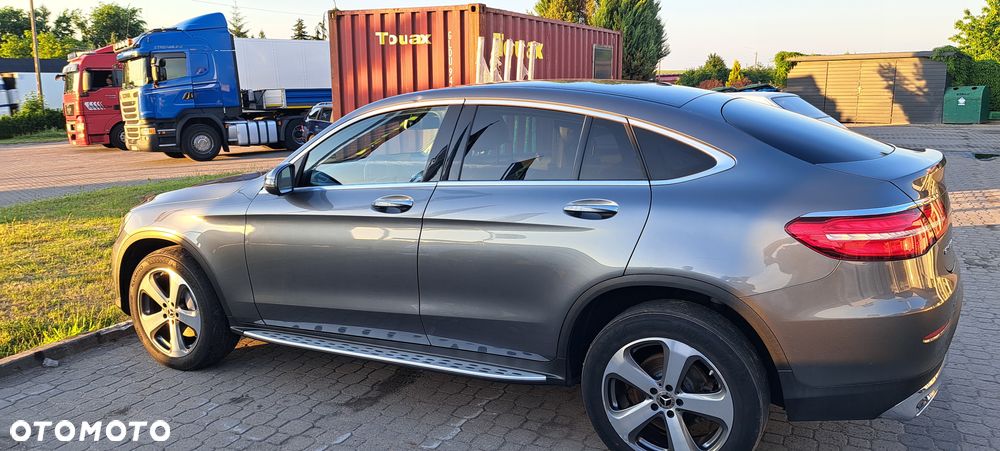 Mercedes-Benz GLC 300 4-Matic - 3