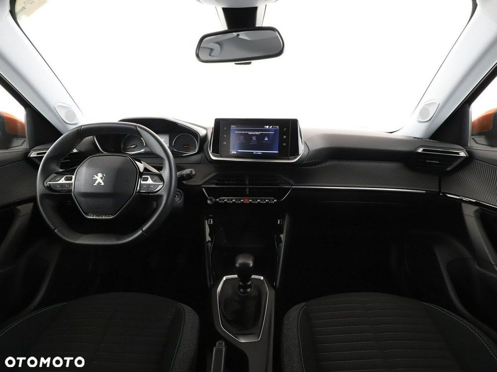 Peugeot 2008 Benzin 100 Allure - 16