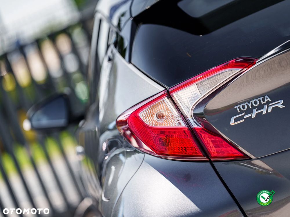 Toyota C-HR Business-Edition - 11