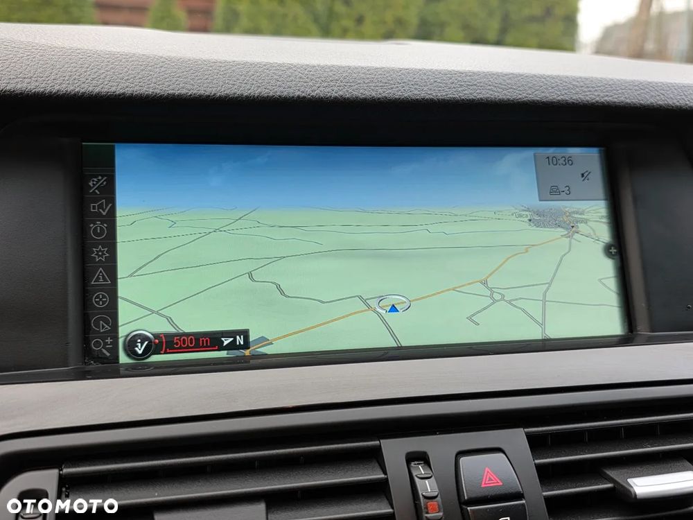 BMW Seria 5 520d - 33