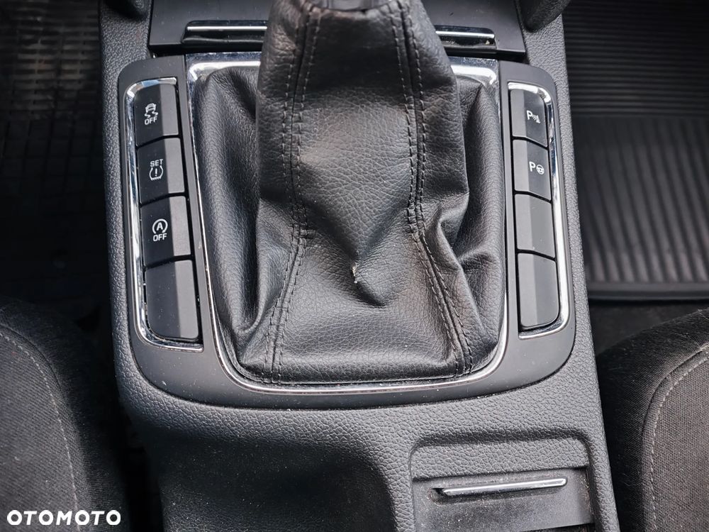 Skoda Superb 2.0 TDI Elegance - 9