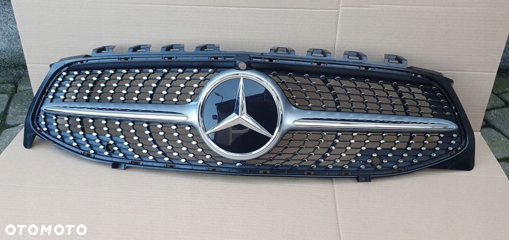 Mercedes-Benz CLA W118 Grill Diamond Kamera NOWA - 1