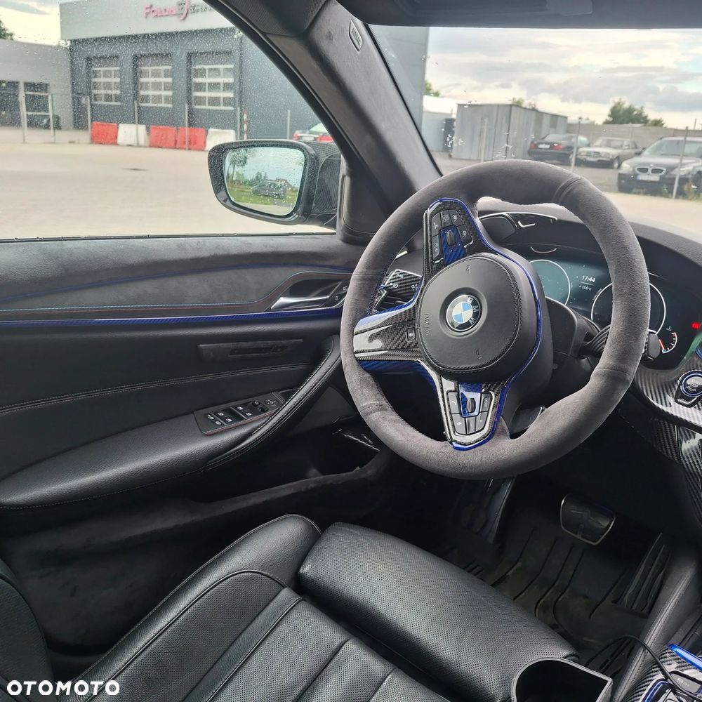 BMW Seria 5 530d xDrive M Sport sport - 12