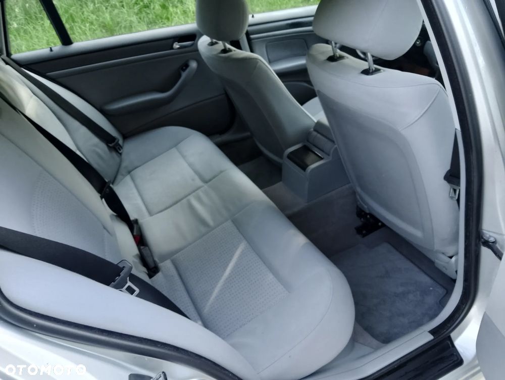 BMW Seria 3 320d Edition Exclusive - 19