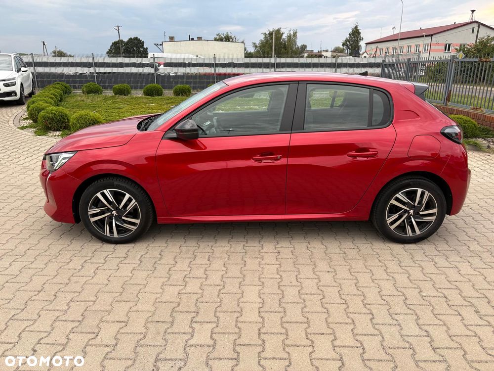Peugeot 208 - 11
