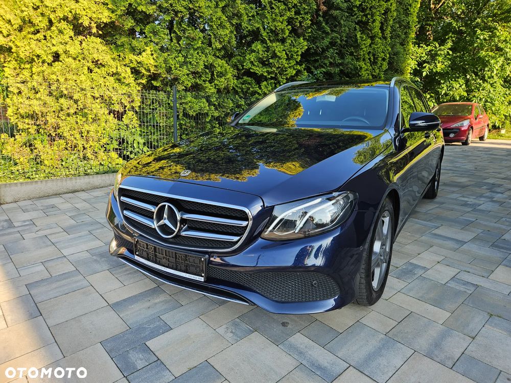 Mercedes-Benz Klasa E 220 d Avantgarde - 2