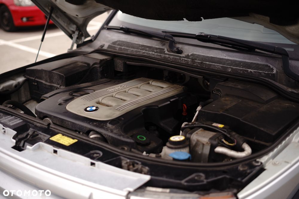 Land Rover Discovery 2.7D V6 HSE - 1