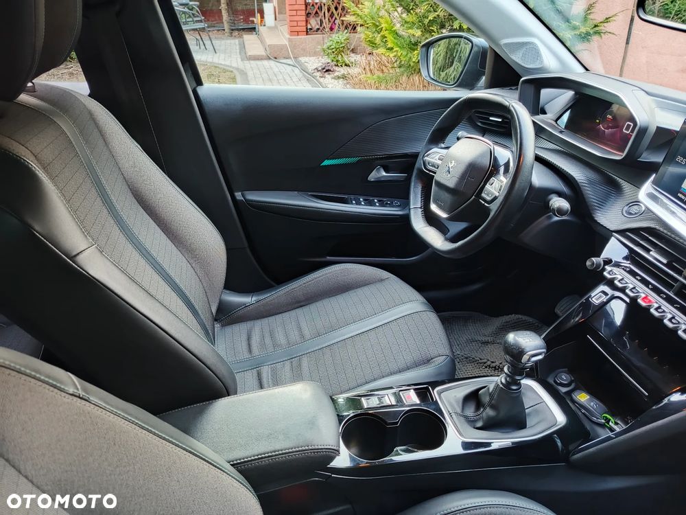 Peugeot 208 1.2 PureTech Allure S&S - 11