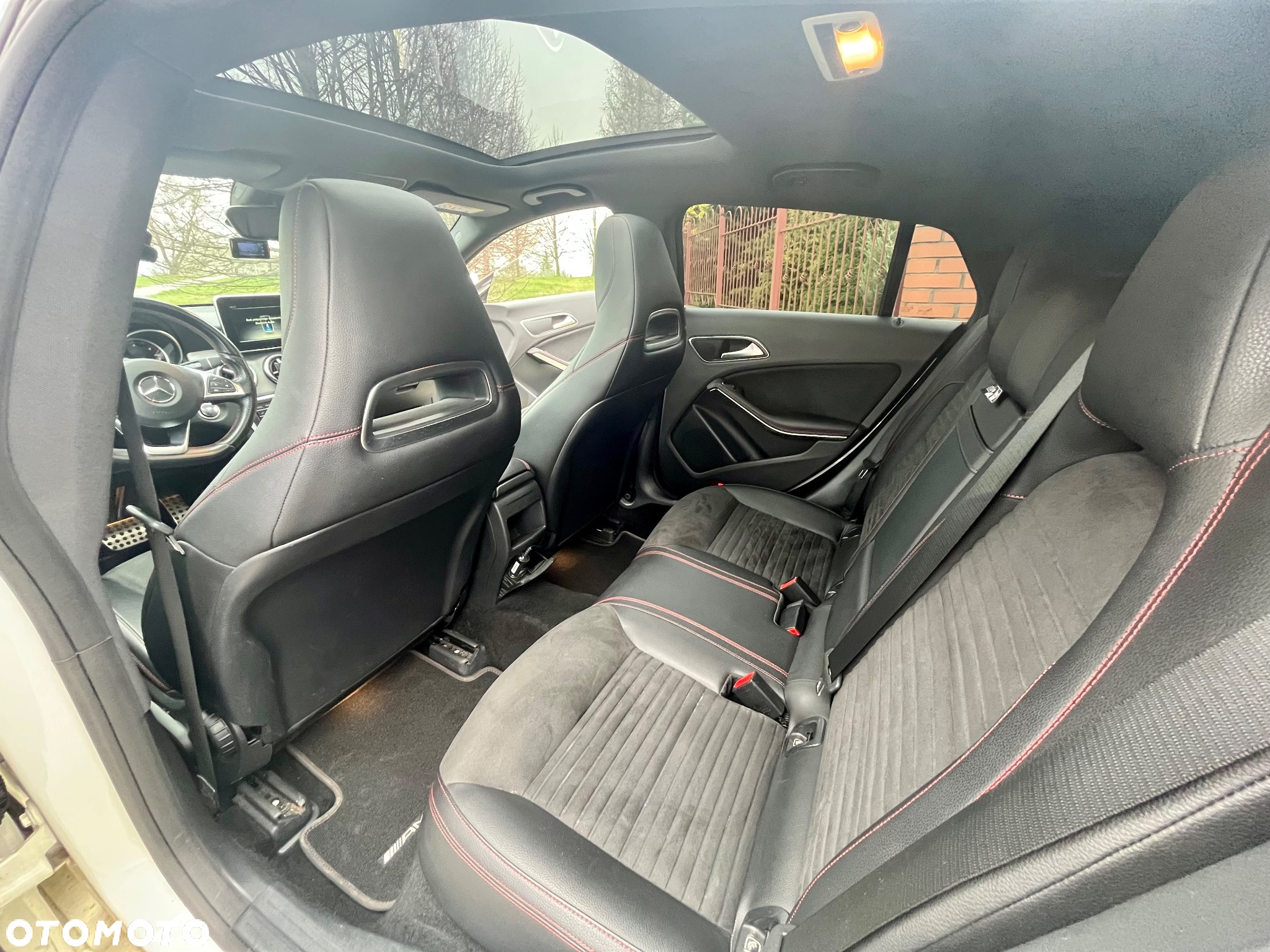Mercedes-Benz CLA 180 d 7G-DCT AMG Line - 10