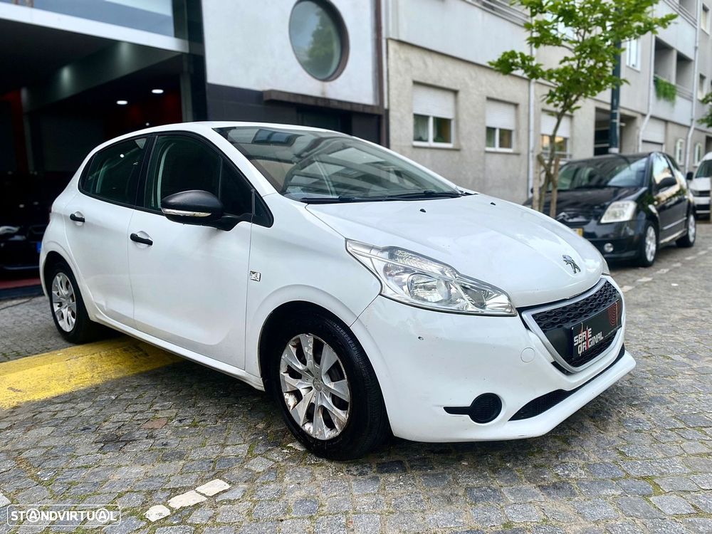 Peugeot 208 1.4 HDi - 4