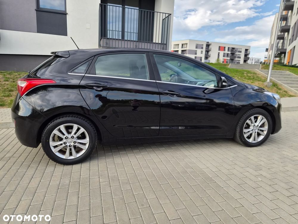 Hyundai i30 - 23