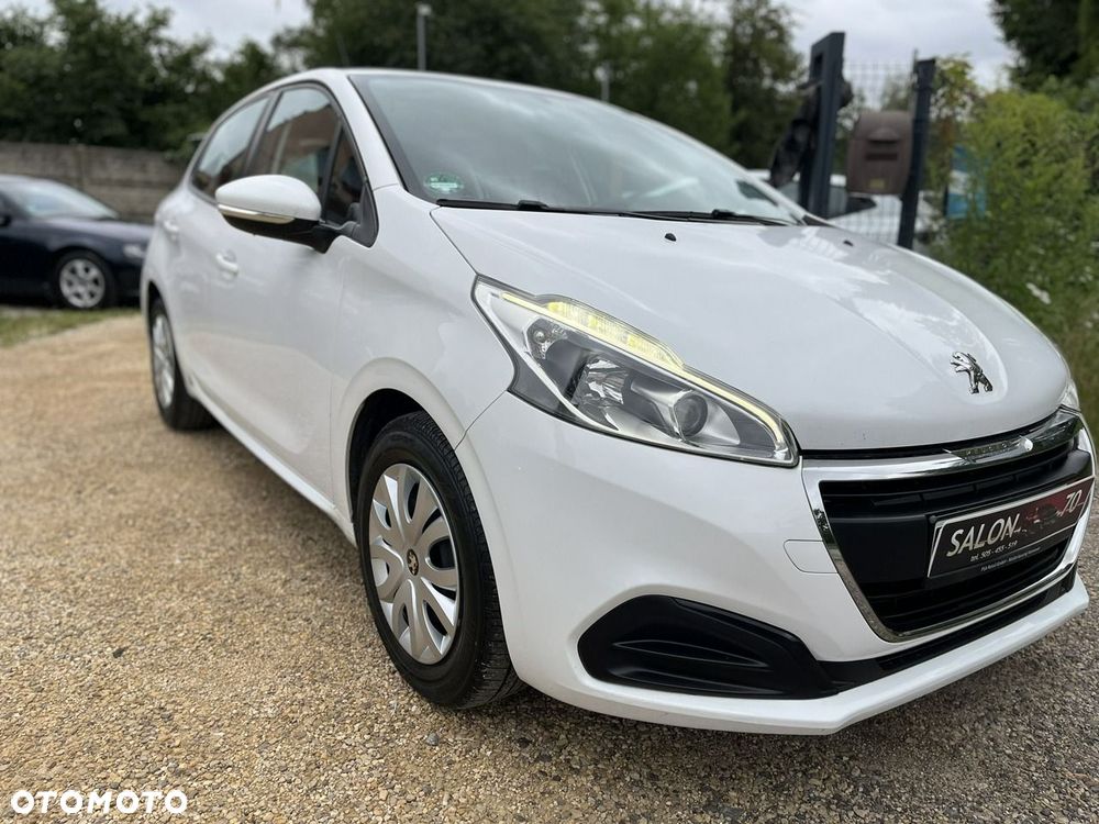 Peugeot 208 - 9