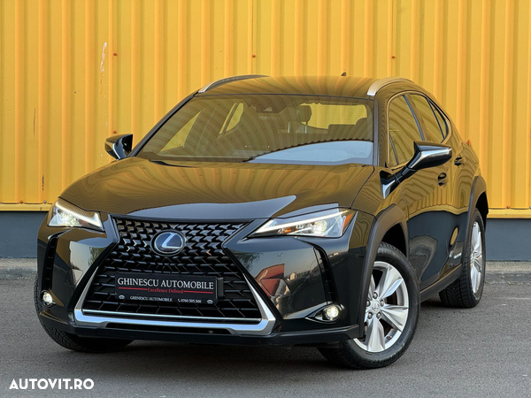 Lexus UX 250h 2.0L HEV 20H- (178 HP) 4X2 CVT Business