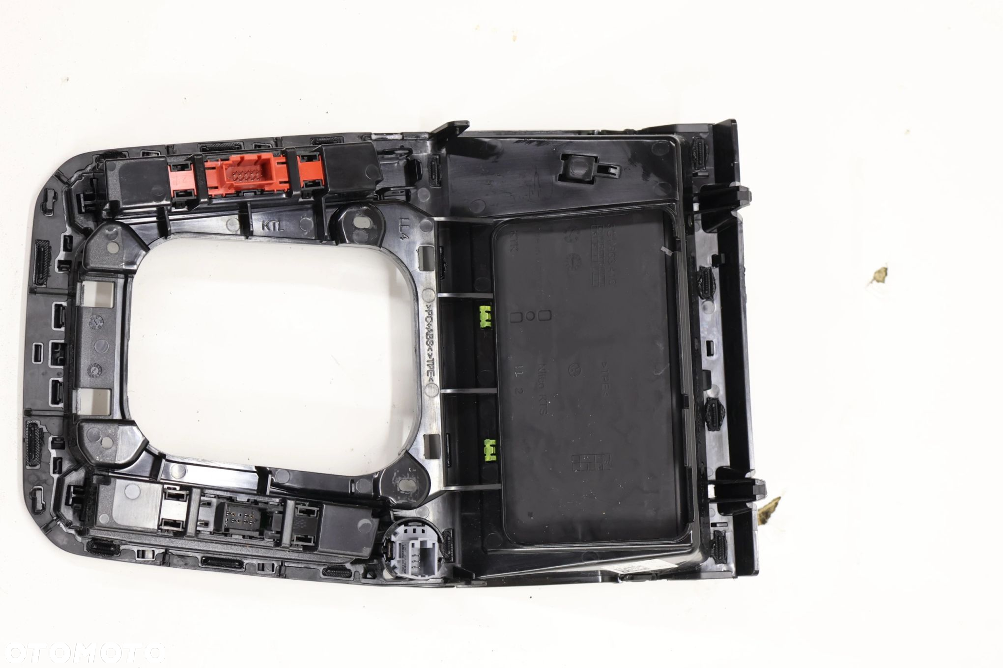 VW Passat B8 lift ramka mieszka 3G1864263E - 2