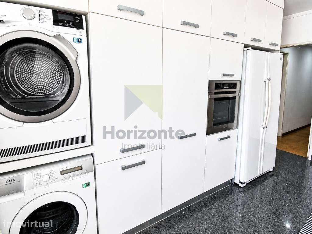 Excelente T2 Remodelado com Varanda e Garagem - Benfica - Grande imagem: 4/26
