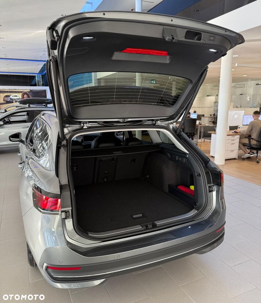 Volkswagen Passat - 29