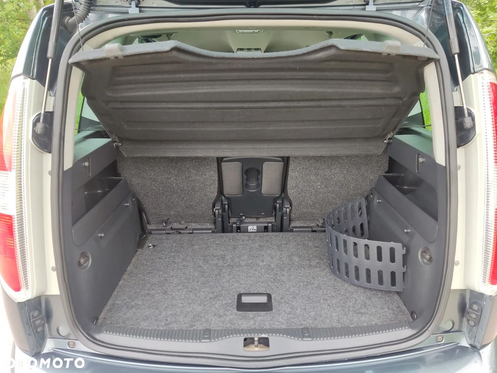 Skoda Roomster 1.2 TSI PLUS EDITION - 9