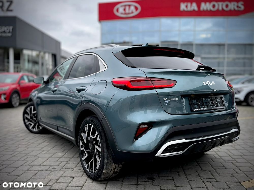 Kia XCeed 1.5 T-GDI M DCT - 4