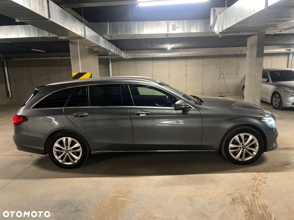 Mercedes-Benz Klasa C 220 d 4Matic 9G-TRONIC Avantgarde - 6