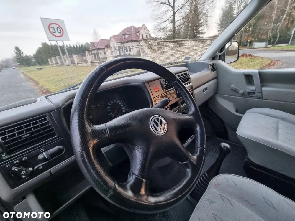 Volkswagen Transporter Mixt - 24