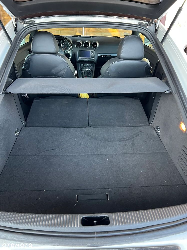 Audi TT Coupé 3.2 Quattro DSG - 11