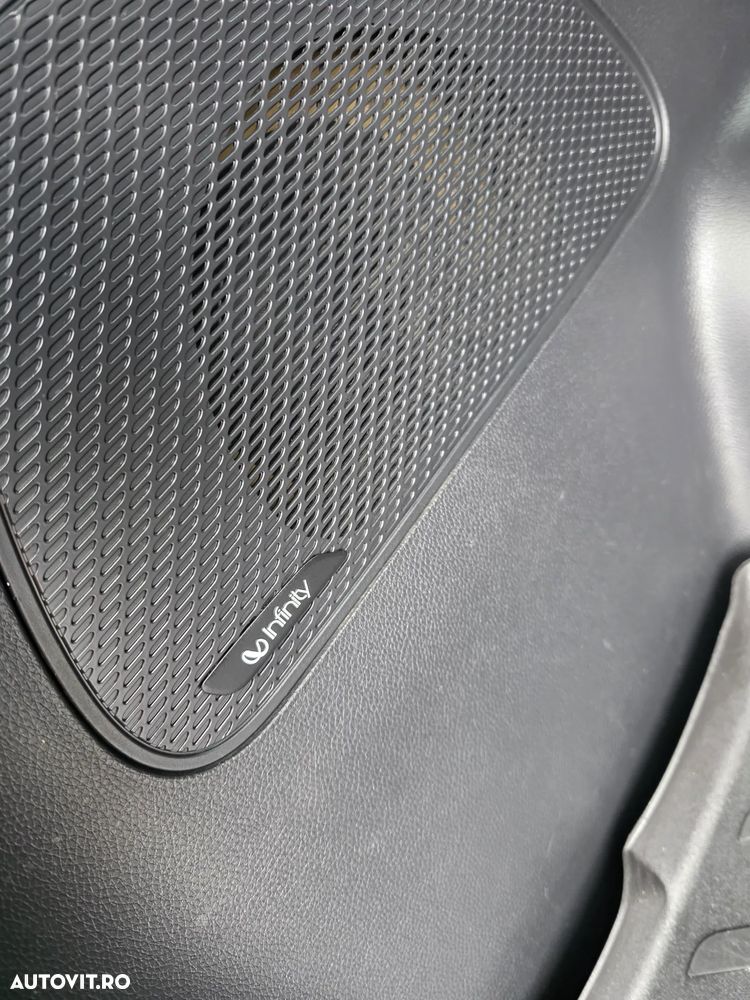 Hyundai Santa Fe 2.2 CRDi 4WD Premium - 32