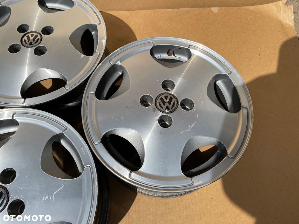 Felgi Aluminiowe Vw Golf II III Polo Canada 357601025H 191601025Q 6J 15 ET35 4x100 Oryginalne - 3