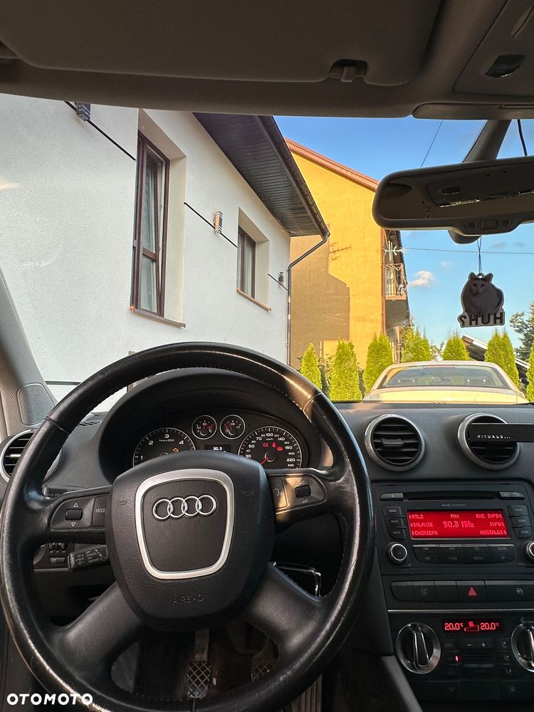 Audi A3 Sportback 2.0 TDI DPF Ambiente - 10