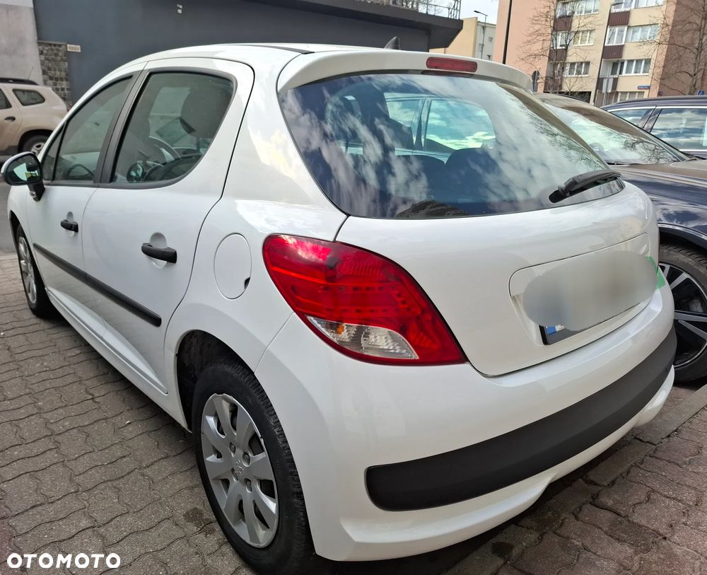 Peugeot 207 - 2