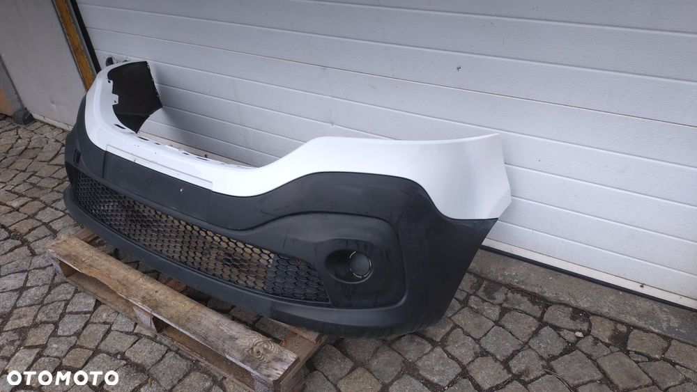 ZDERZAK PRZEDNI RENAULT TRAFIC III 15- NO 126/129 - 2