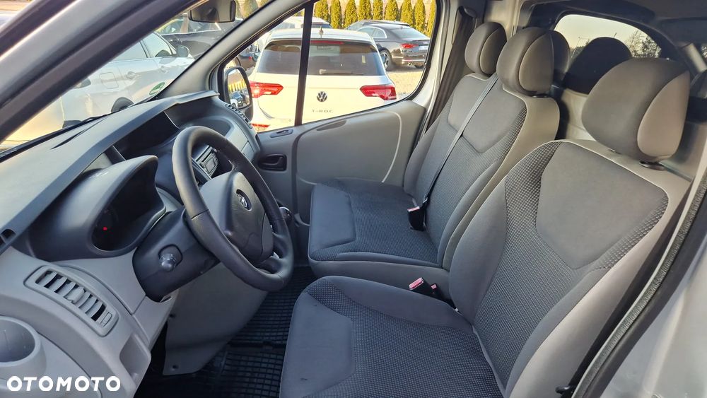 Opel Vivaro - 9